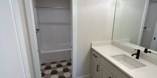 20211 Glen Vista Road Gallery 17