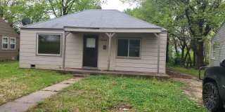 2 bed 1 bath Gallery 1