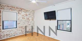 Bright Top-Floor 2/1 Condo in Prime Midtown Gallery 8