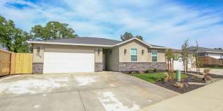 New Home for Rent in Redding CA | Solar, 2 Car Garage, Covered Patio, No Pets Gallery 3