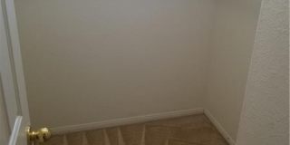 Centennial Hills 3 Bedroom Home! Gallery 24