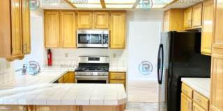 Well-Appointed 4BR Home with Open Floorplan & Expansive Yard Gallery 7