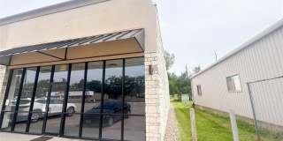 610 E Tyler Street Gallery 3