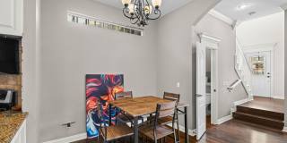 Furnished 3 bed/2.5 bath Gallery 6