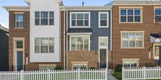 3 Bed 2.5 Bath - Clarksburg Townhouse - Attached 2 Car Garage Gallery 1