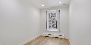220 E 30th Street Gallery 9