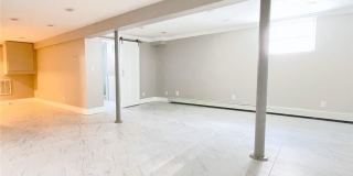190 Washington Street Gallery 24