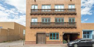 UNFURNISHED Inviting Studio Apartment in the Heart of Downtown Gallery 13
