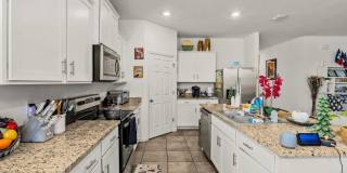 6545 NW Oaklawn Way Gallery 11