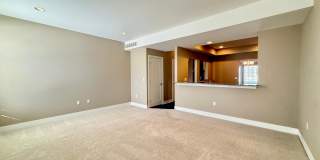 2564 W Towne Street Gallery 7