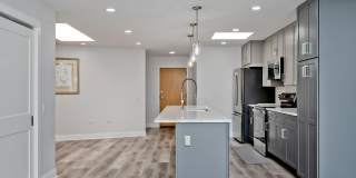 1800 Dewes Street Gallery 7