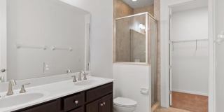 26141 Palace Ln Gallery 7