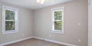 158 LAFAYETTE Road Gallery 24