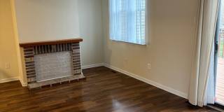 204 LIVINGSTON Court Gallery 10