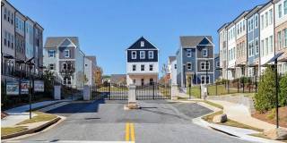 Stunning 3BR House + Bonus Room in Atlanta Stunning 3BR House + Bonus Room in Atlanta Gallery 1