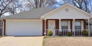 COMING SOON-Spacious 3 Bedroom in Whitehouse! Gallery 1