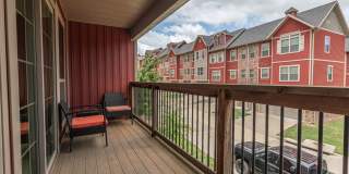 Fully Furnished Condo!!  3 bedroom 2.5 bath minutes from the U of A!!!! Gallery 12