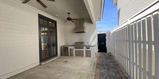 2110 Belfleur Street Gallery 32