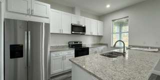 Must See! - Newer Construction Single Family 3bd /2ba Must See! - Newer Construction Single Family 3bd /2ba Gallery 1
