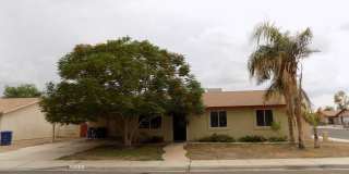 3 BED 2 BATH HOME IN TOWN! Gallery 1