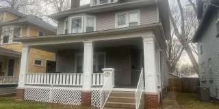 **Hawthorne Place** Pet Friendly 5 Large Bedrooms 2 Full Baths! Gallery 1