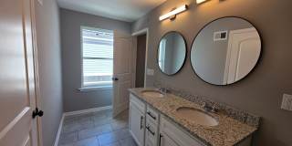 994 Seattle St Gallery 19