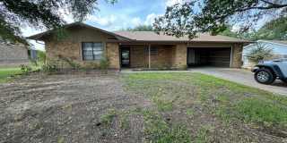 3/2 Brick home next to Walmart Gallery 1
