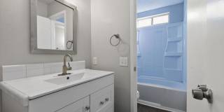 Modern 3BR Rental with Gated Yard, Garage & Prime San Antonio Location Gallery 8