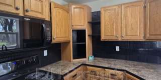 1121 Luther East Gallery 8