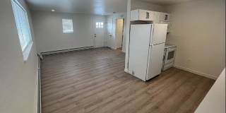 Beautiful 2 Bed Apartment with Reserved Parking Spots Beautiful 2 Bed Apartment with Reserved Parking Spots Gallery 3