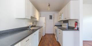 Waipio Gentry 2BR/1BA Ground-Floor Corner Unit with Large Lanai, A/C & Parking Gallery 10