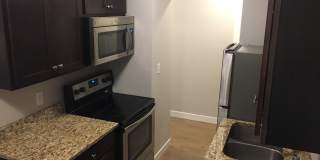 Modern Farwell Ave Apartments Gallery 7
