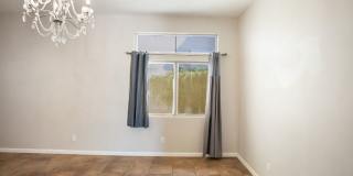 Beautiful One Story 2 Bedroom Townhome With 2 Car Attached Garage Gallery 9