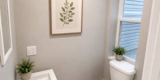 Bright, Newly Renovated 3-Bedroom Rowhome with Backyard Gallery 18