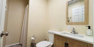 Spacious 4 Bedroom, 3.5 Bath House in New River Village Gallery 5