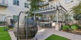 Crest at Las Colinas Gallery 8