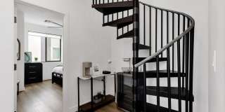 4220 N 32nd Street Gallery 32