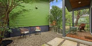 1307 Delano Street Unit 1 Gallery 16