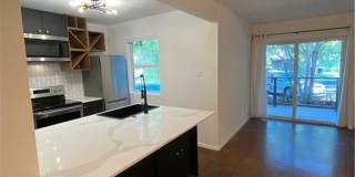 2119 Oxford Avenue Gallery 1