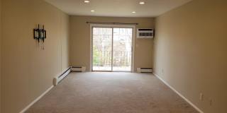 100 Towne House Village Gallery 3