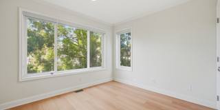 Premier Location in Corona Del Mar for 12-Month Lease Gallery 7