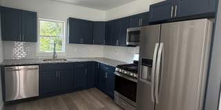 Fully Remodeled 4/5 Bedroom, 2 Bath Home Townhome in desirable West End Lancaster Gallery 8