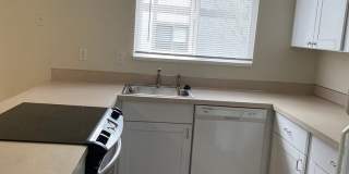 Hilltop Apartments Gallery 4