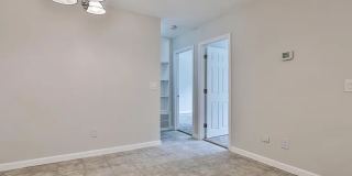 1524 Gorham Street Gallery 9