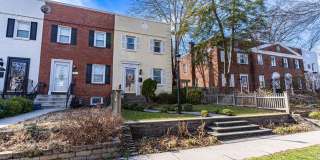 Gorgeous 3 Level Townhouse Near Old Town with Walking Distance to Restaurants and Braddock Metro! Gallery 1