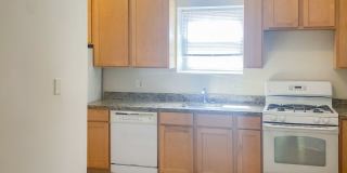 3912-28 N Pine Grove Gallery 7