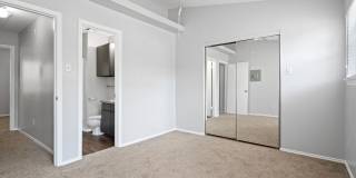 RIVER CROSSING TOWNHOME - 2BD -2.5BA - GREENBELT VIEW - WASHER/DRYER - RESERVED PARKING Gallery 25