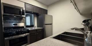 Stone Grove Gallery 24