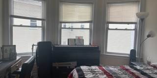 Stunning 2 bed , Free Month/No fee Exposed brick, Central AAC, Porch Super Sunny Awesome layout!  12.1 ot 10.1.2026 Gallery 9