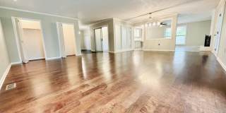7905 Castleton Lane Gallery 1